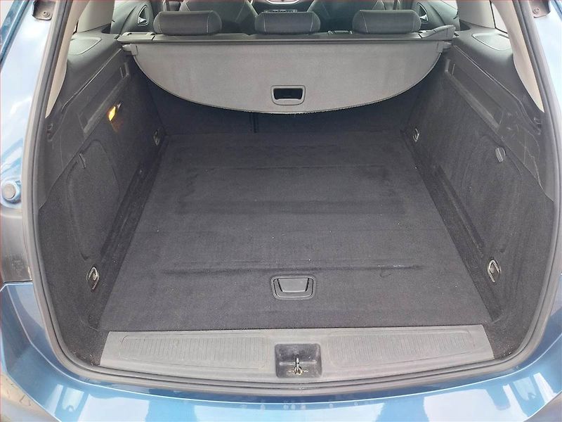 Opel Astra (2016) 1.6 CDTI, Serv.kniha, Tempomat - fotka 14 z 16