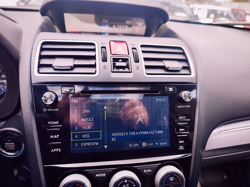 Subaru Levorg 1.6 GT-S/125kW Navi,Xenony - fotka 17 z 33