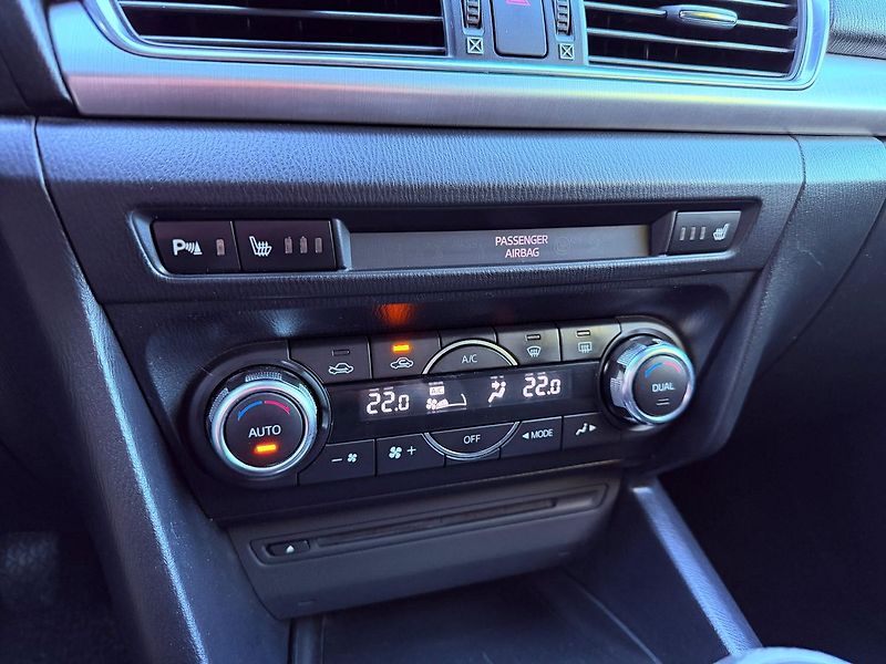 Mazda 3 2.0 Skyactiv Sports-Line, Serv - fotka 19 z 25