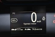 Energie v baterii vystačí na zhruba dvě stě kilometrů