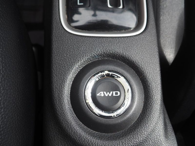 Mitsubishi Outlander (2014) 2.2 D-ID AT Instyle, AWD, 7m - fotka 37 z 41