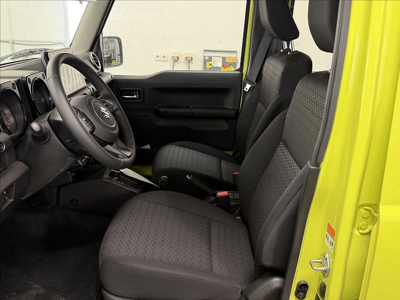 Suzuki Jimny 1,5 75 KW GLX REZERVACE!!! - fotka 12 z 30