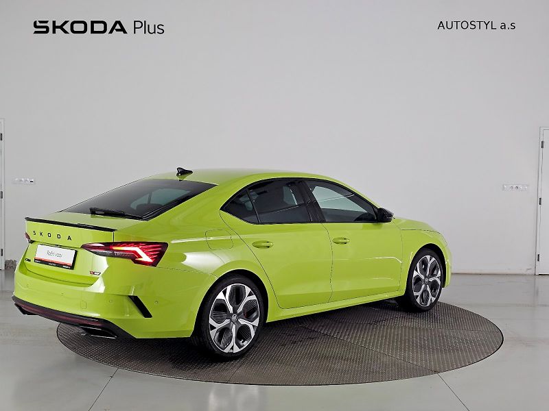 Škoda Octavia (2025) 2.0TSI 195kW RS DSG - fotka 2 z 28