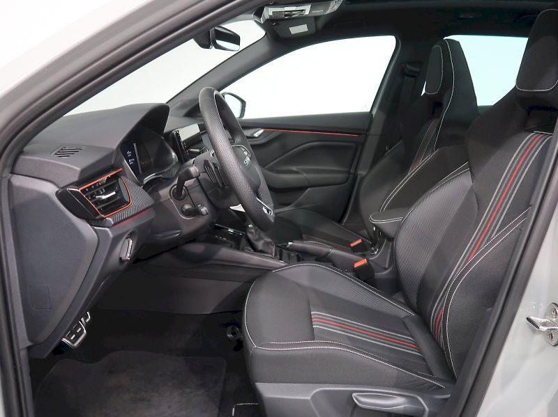 Škoda Scala (2025) MONTE CARLO 1.5TSI 110KW DSG L - fotka 13 z 38