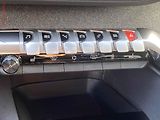Peugeot 5008 (2022) 1.5 HDi, Allure, LED, kamera - náhled 13