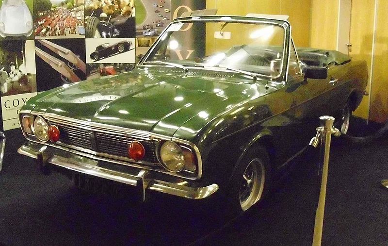 Ford Consul Cortina Mk I z roku 1963. Foto: Wikimedia Commons, Andrew Bone, CC BY 2.0