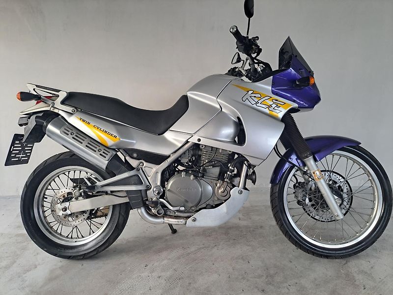 Kawasaki KLE 500 - fotka 1 z 16