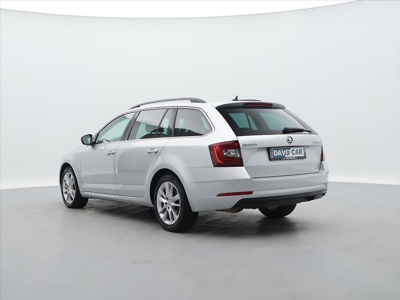 Škoda Octavia 2,0 TDI Style LED Kessy CZ - fotka 4 z 26