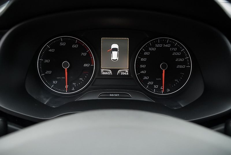 Seat Leon 1.4 TSI STYLE nové rozvody - fotka 24 z 33