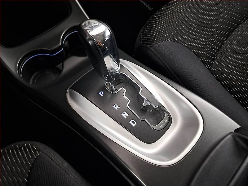 Fiat Freemont (2013) 2.0 MultiJet, 4X4, Automat - fotka 13 z 17
