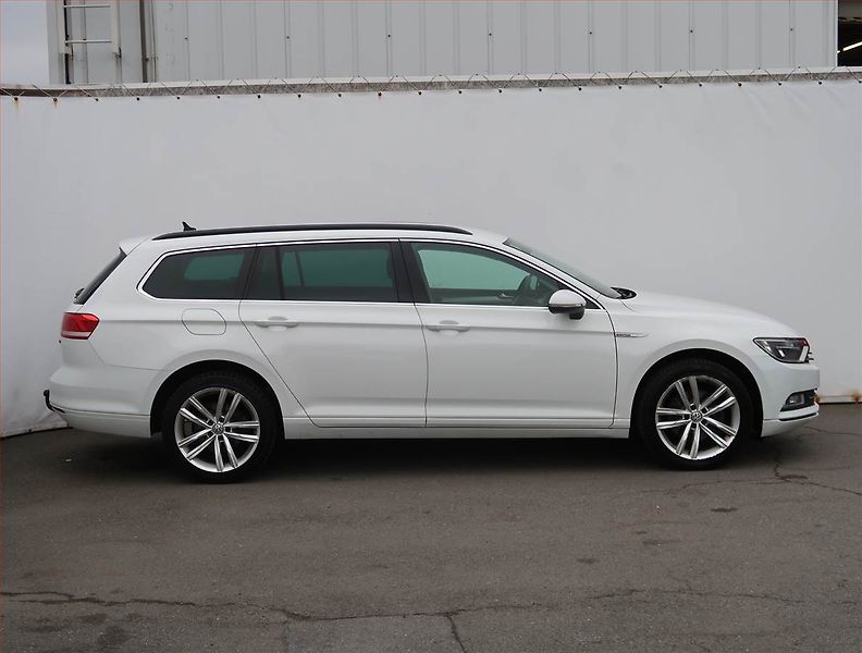 Volkswagen Passat (2015) Comfortline 2.0 TDI, 4X4 - fotka 6 z 21