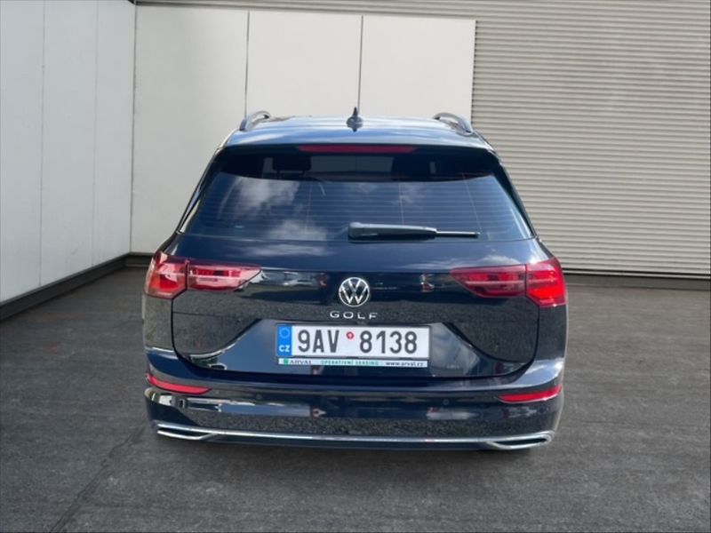 Volkswagen Golf 2,0 TDI 110 Style AT - fotka 5 z 11