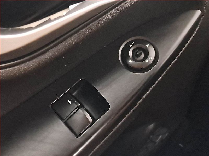 Hyundai ix20 (2013) 1.6 CVVT - fotka 15 z 16