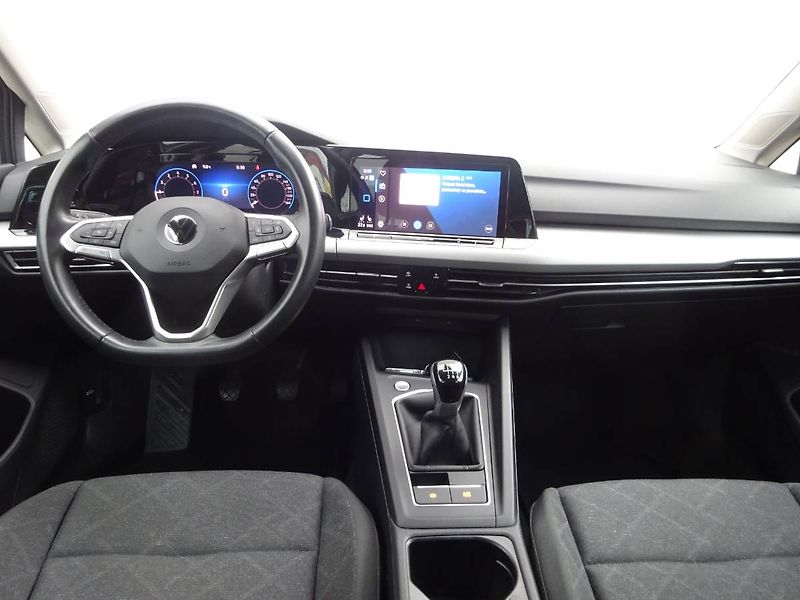 Volkswagen Golf Variant (2022) 1,0TSi /81kW  Life - fotka 5 z 27