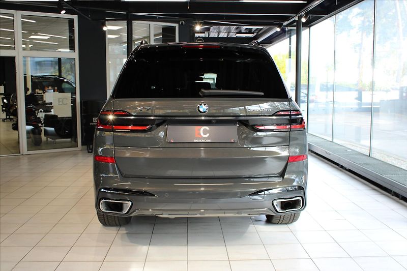 BMW X7 xDrive40d M Sport DAProf/ExDrP - fotka 5 z 43
