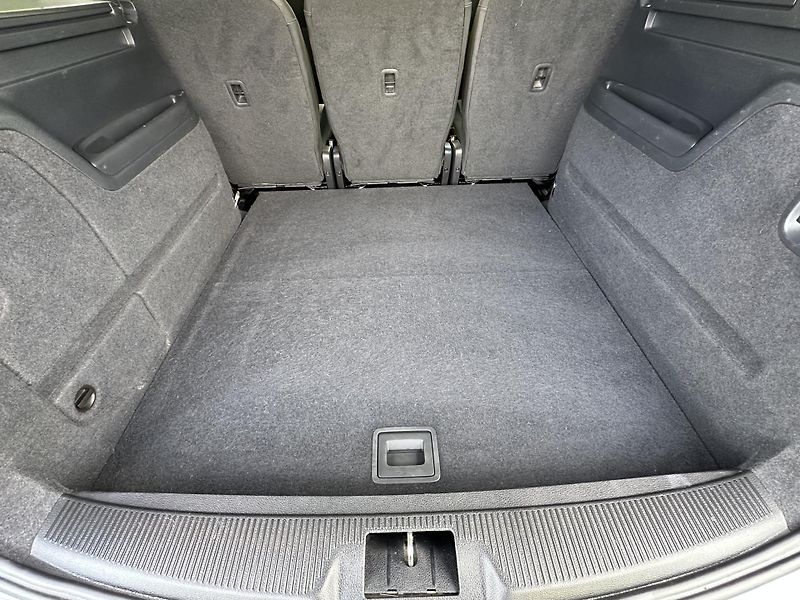 Volkswagen Sharan (2011) 2.0TDI/103kW * 5.Míst * TZ  - fotka 21 z 30
