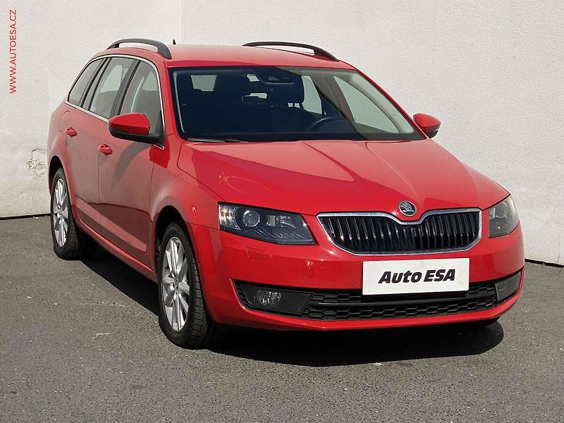 Škoda Octavia (2013) 1.6 TDi, Elegance, DSG - fotografie inzerátu