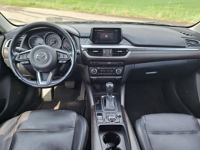 Mazda 6 (2016) 2.2 4x4 SKYACTIV 129 KW - fotka 16 z 31