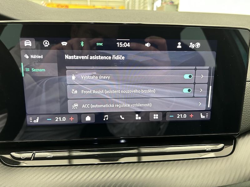 Škoda Octavia 1.5 TSI SportLine - fotka 19 z 30