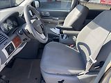 Chrysler Town & Country 3,8 i V6 RT LPG Automat 7míst - náhled 8