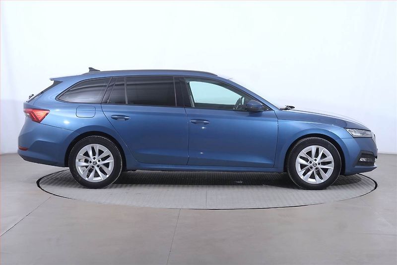 Škoda Octavia (2020) 2.0 TDI, Automat, Serv.kniha - fotka 6 z 25
