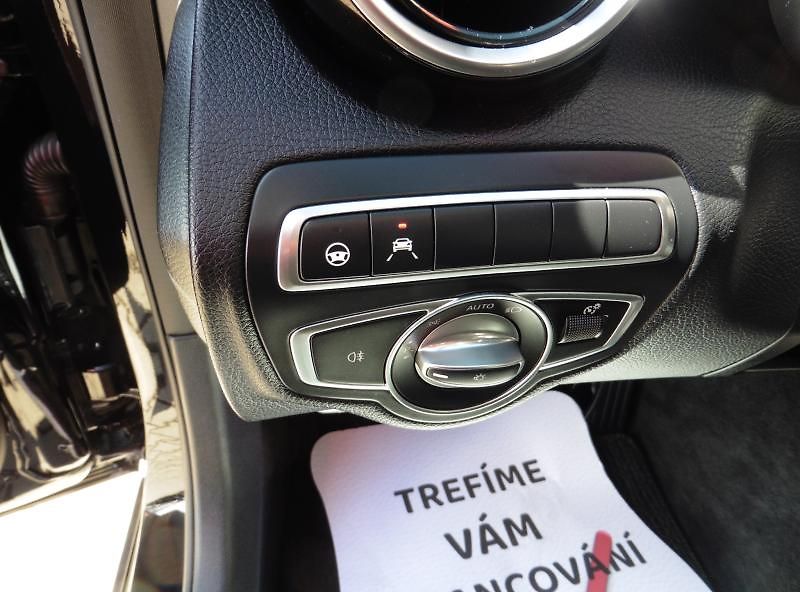 Mercedes-Benz Třídy C 220d 4Matic Avantgarde, Navi, - fotka 15 z 20