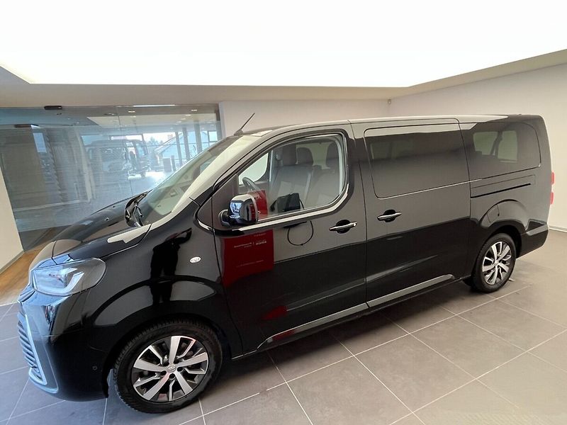 Toyota ProAce Verso L2 - 2.0L Diesel - 6 MT Busine - fotka 2 z 13