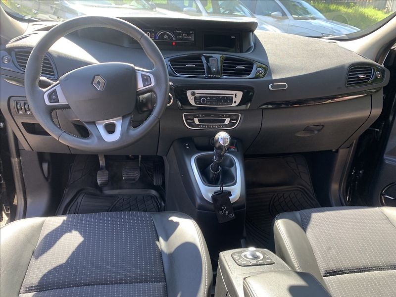 Renault Grand Scénic 1,6 DCi  Megane Scenic - fotka 12 z 21