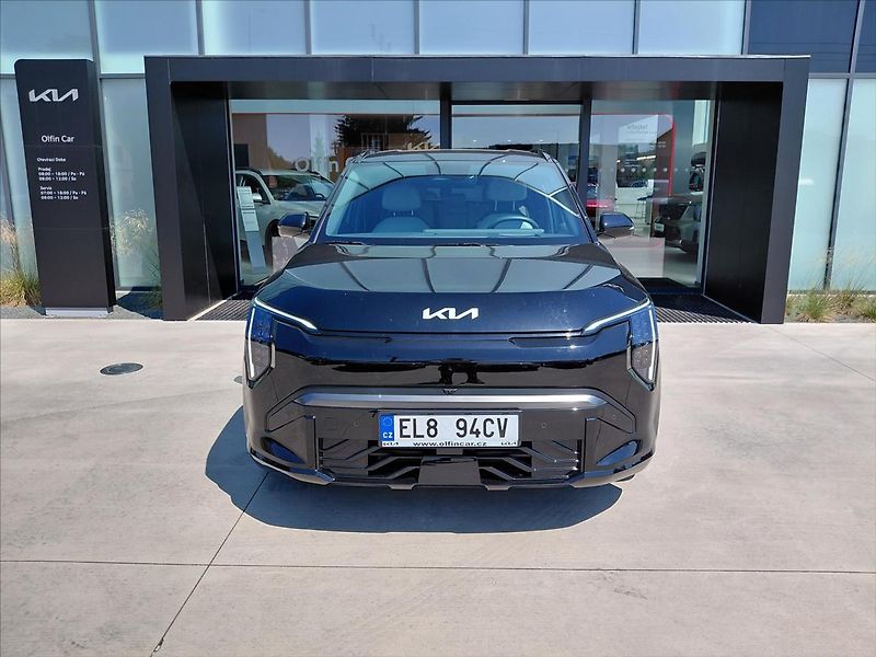 Kia EV3 81,4 kWh GT-LINE - fotka 2 z 22