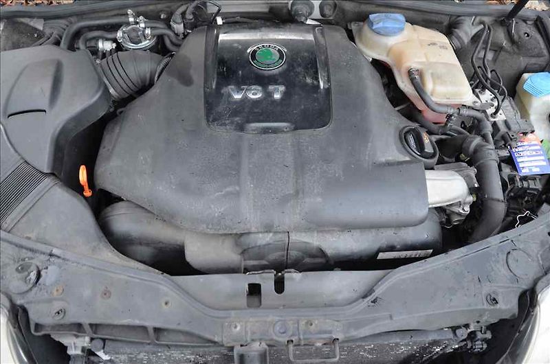 Škoda Superb (2007) 2,5 TDI - fotka 20 z 31