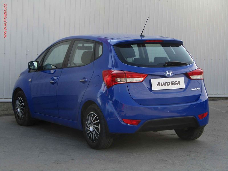 Hyundai ix20 (2013) 1.4 CRDI, ČR, AC - fotka 6 z 15