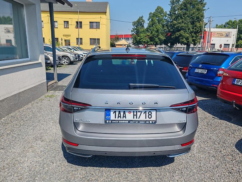 Škoda Superb 2.0 TDI Laurin & Klement 4x4  - fotka 6 z 40