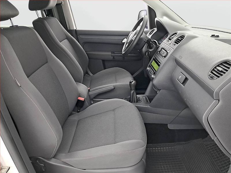 Volkswagen Caddy (2015) Maxi 2.0 EcoFuel, 5Míst - fotka 9 z 16