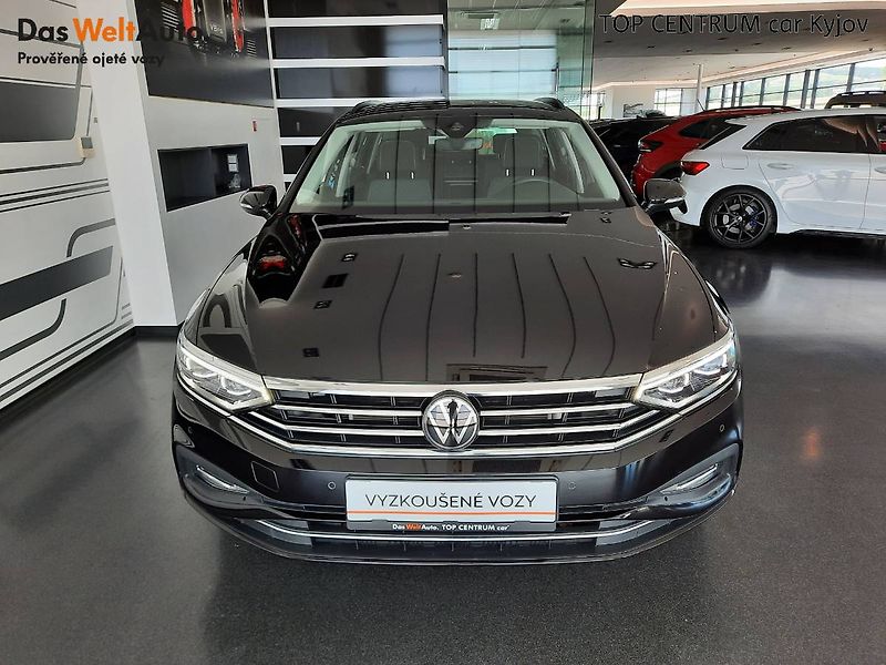 Volkswagen Passat Variant (2023) 2.0 TDI (110kW/150k) DSG, Busi - fotka 4 z 26