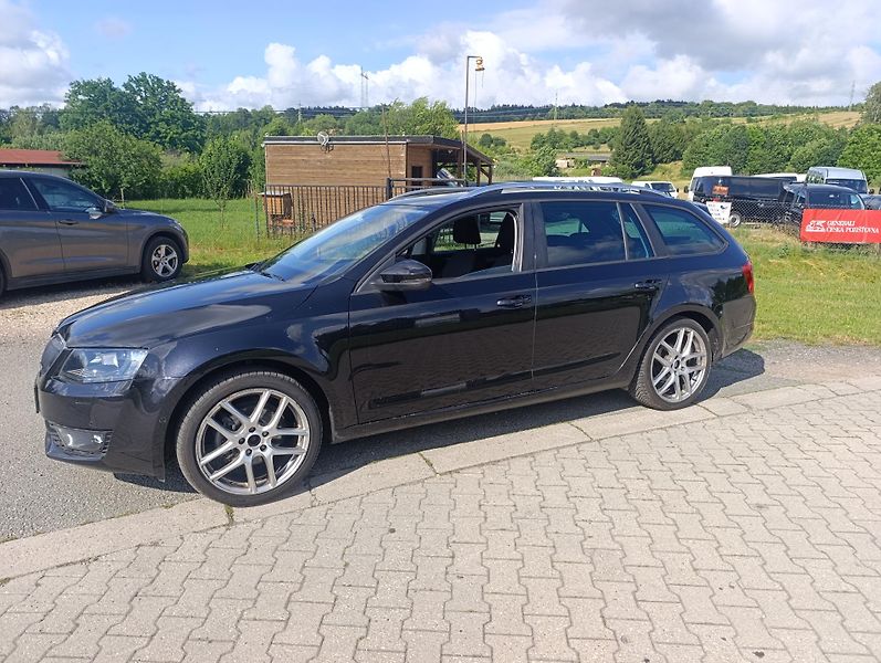 Škoda Octavia (2014) 1.6 TDi Green Line 81kw  - fotka 5 z 22