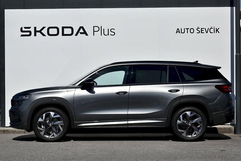 Škoda Kodiaq (2025) SPORTLINE 4X4 TD 142/2.0 A7A - fotka 3 z 43