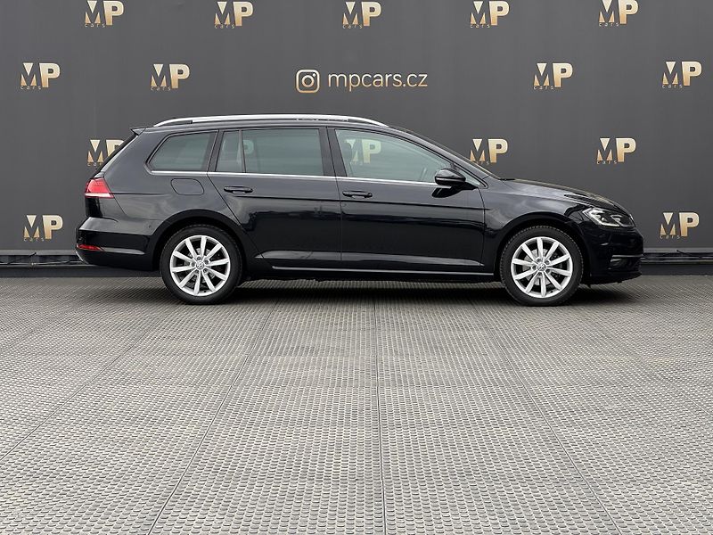 Volkswagen Golf (2017) 2.0TDi MAN Highline+, DPH, ACC - fotka 4 z 49