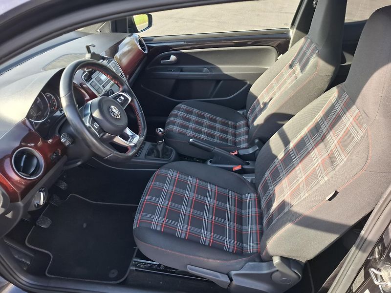 Volkswagen up! (2019) GTI 1.0TSi 85kW,aut.klima,senz - fotka 8 z 18