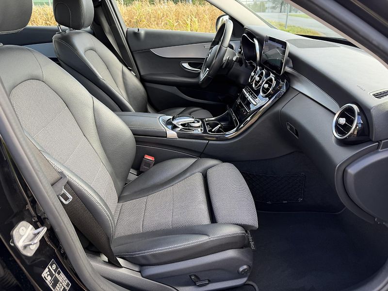 Mercedes-Benz Třídy C 200d AVANTGARDE 9G LED ČR DPH! - fotka 34 z 37