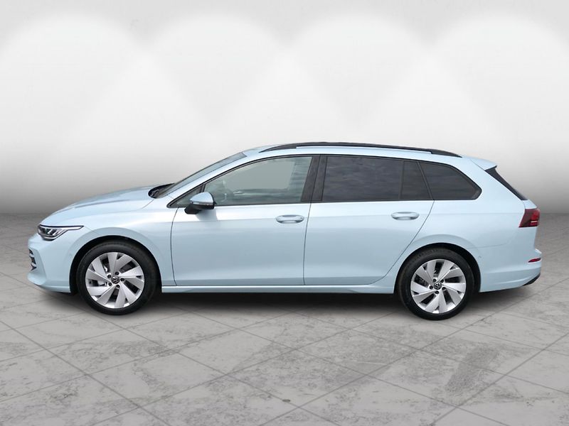 Volkswagen Golf Variant People 1,5 eTSI 7DSG m - fotka 3 z 30