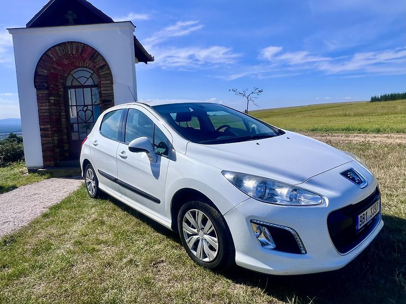 Peugeot 308 Prodám Peugeot 308 1.4 VTi - fotka 2 z 7