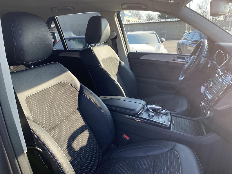 Mercedes-Benz GLE GLE 350d 4M - fotka 22 z 28