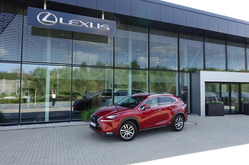 Lexus NX 300h NX300h AWD DC Executive Plus S - fotografie inzerátu