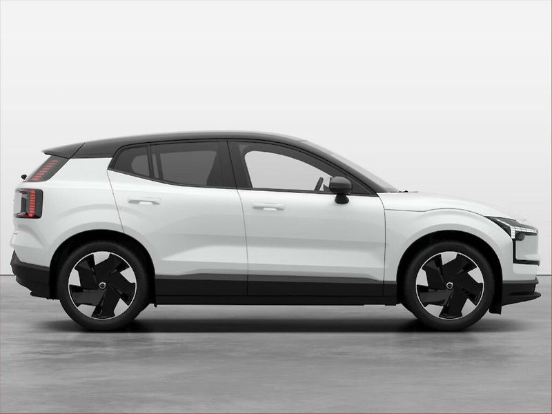 Volvo EX30 PLUS P5 Long Range RWD 200kW - fotka 7 z 12