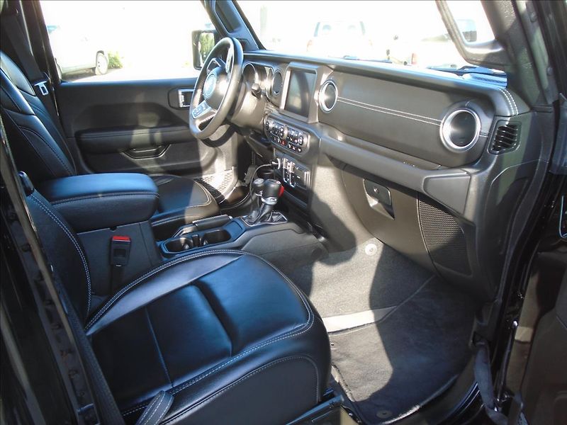 Jeep Gladiator 3,0 - fotka 14 z 23