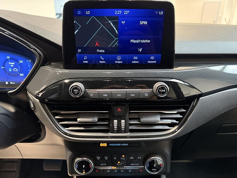 Ford Kuga 2.5 Duratec Hybrid HEV ST-Line - fotka 7 z 15