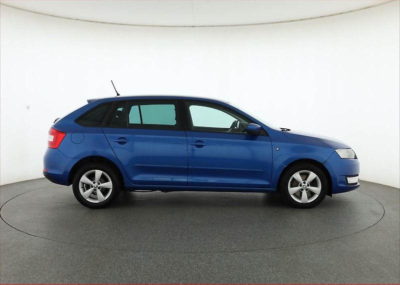 Škoda Rapid (2014) Spaceback 1.6 TDI, Navi - fotka 6 z 16