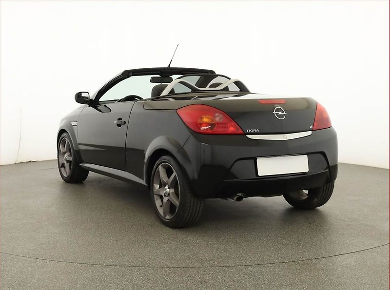 Opel Tigra (2007) 1.8, po STK, jezdí výborně - fotka 4 z 14