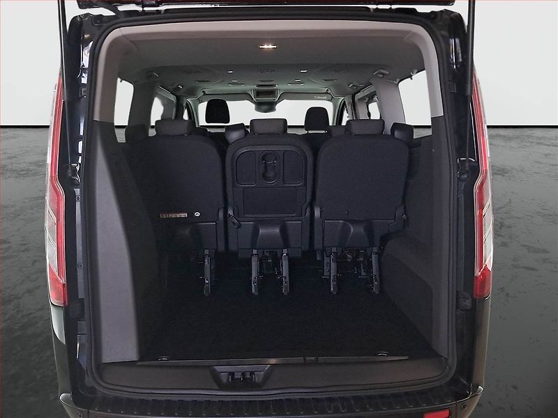 Ford Tourneo Custom (2021) Titanium 2.0 EcoBlue mHEV, ČR - fotka 14 z 21