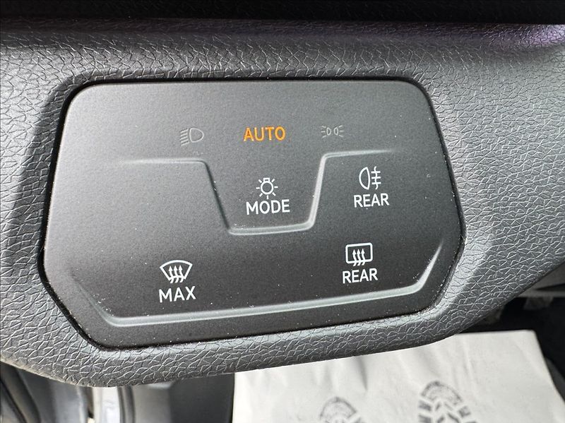 Volkswagen ID.4 0,0 PURE DPH 1.maj. původ ČR - fotka 23 z 50